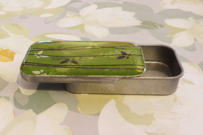 Large Tin