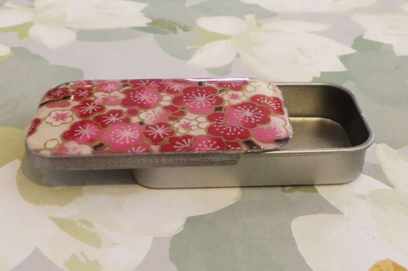 Large Tin