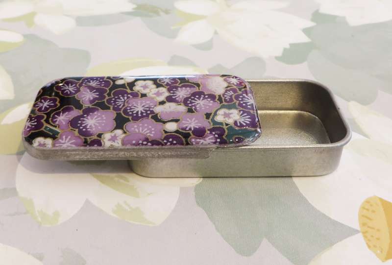 Large Tin