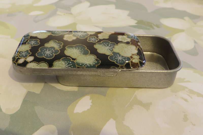 Large Tin