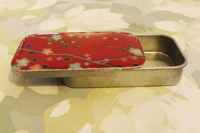 Large Tin