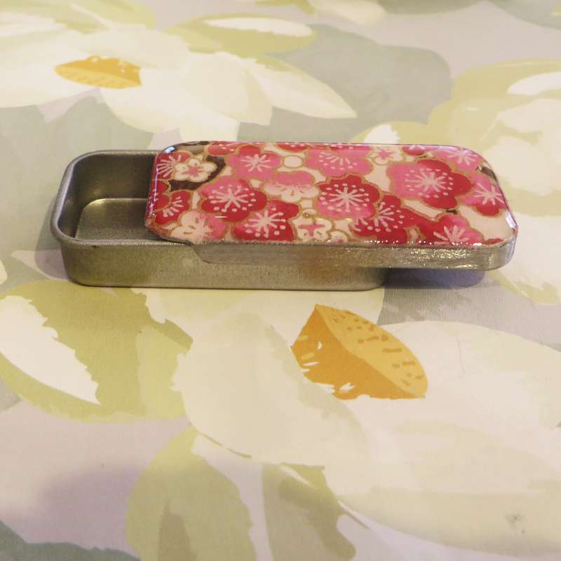 Small Tin