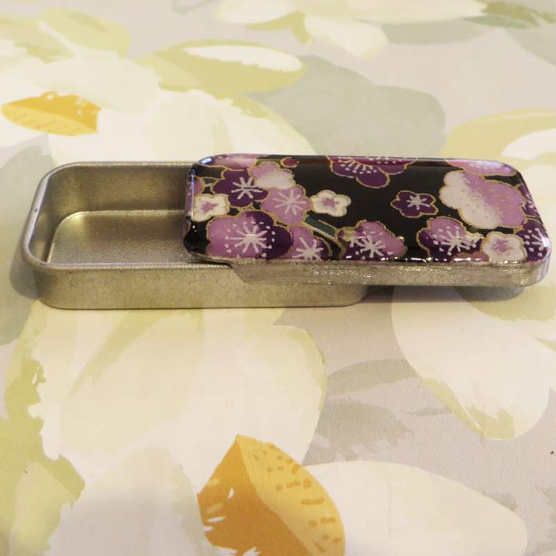 Small Tin